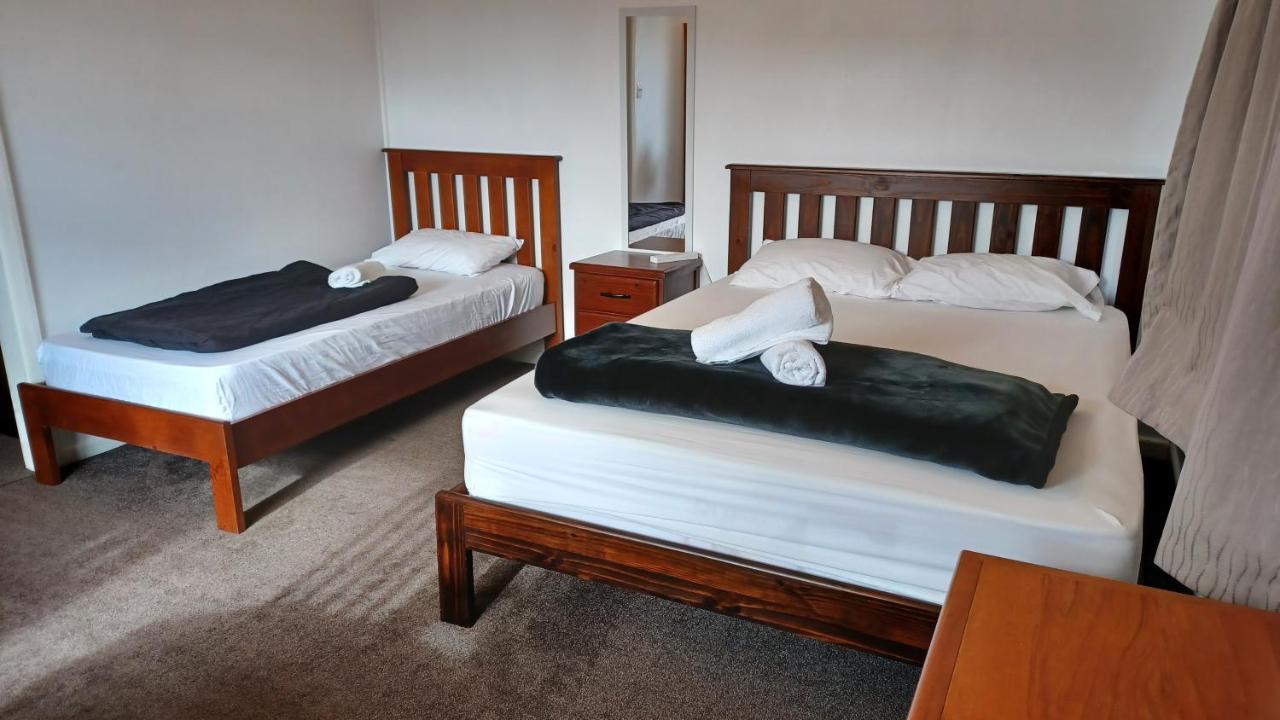 Homestay Family Room, Near The City Center 基督城 外观 照片