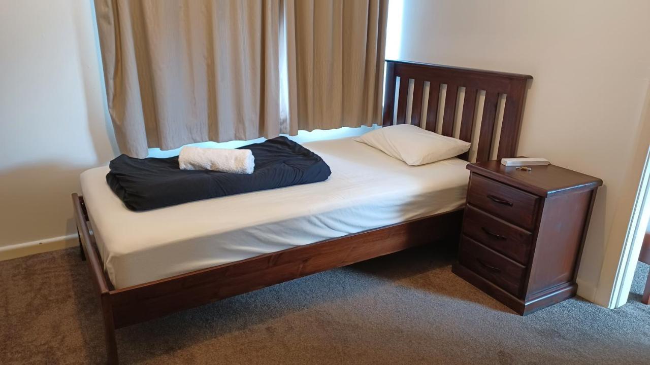 Homestay Family Room, Near The City Center 基督城 外观 照片